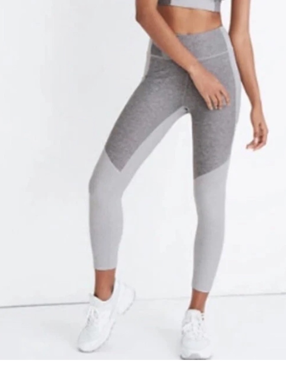 Outdoor Voices 3/4 Warm Up Leggings Size Medium